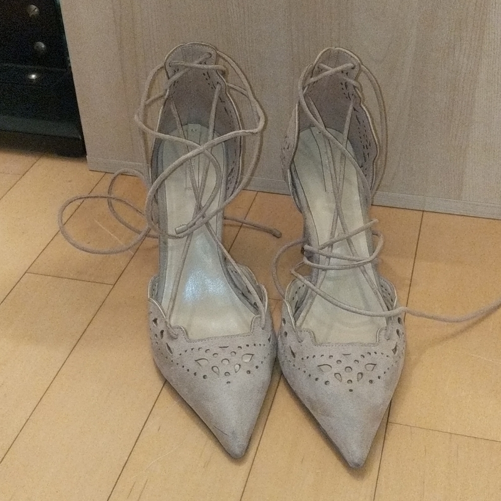 Aldo pointed beige tan heels size 8.5
